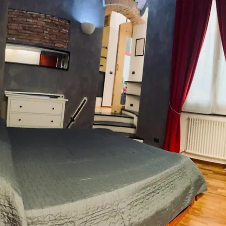 Апартаменты Pinelli House